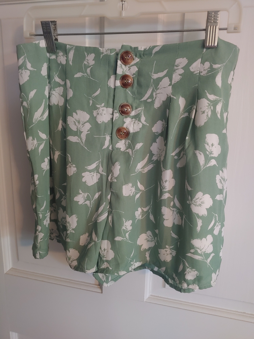 Floral High-Waist Button-Front Shorts in Sage Green